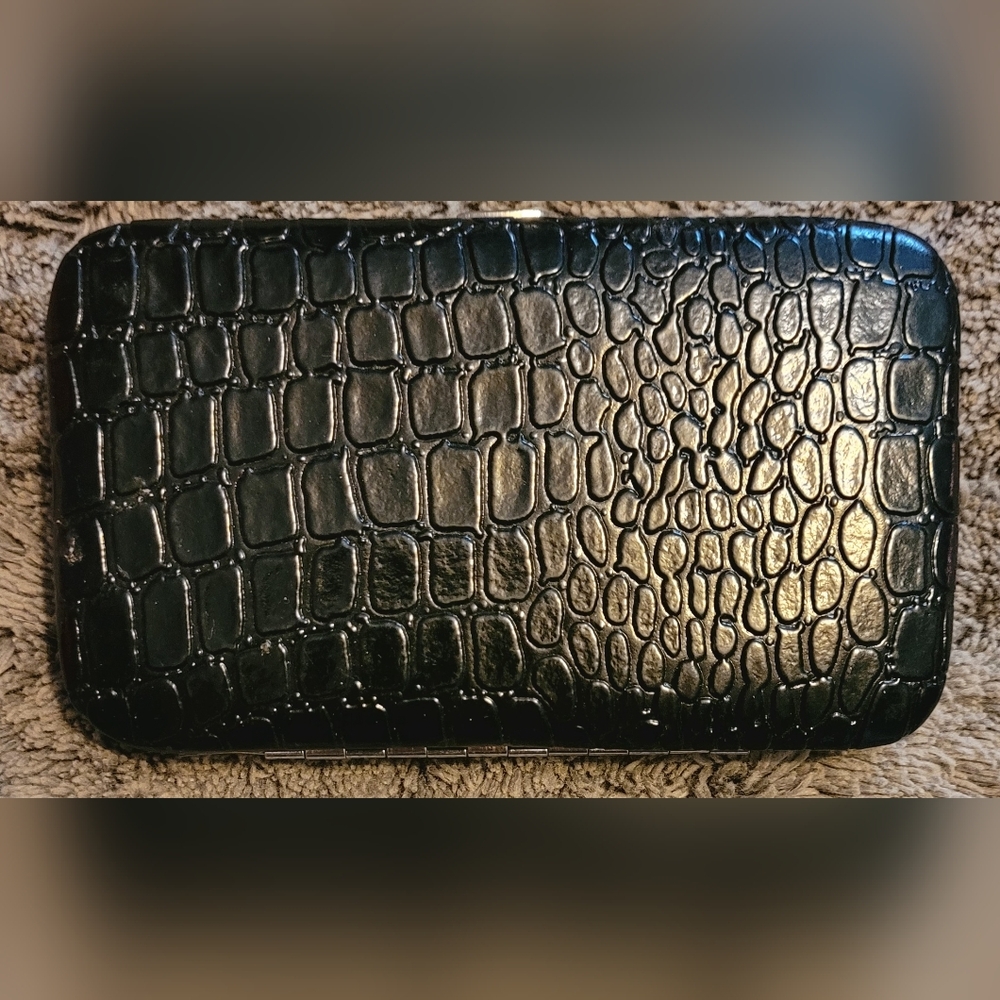 Makeover Essentials Small Multi-Purpose Clasp Bag - image 1